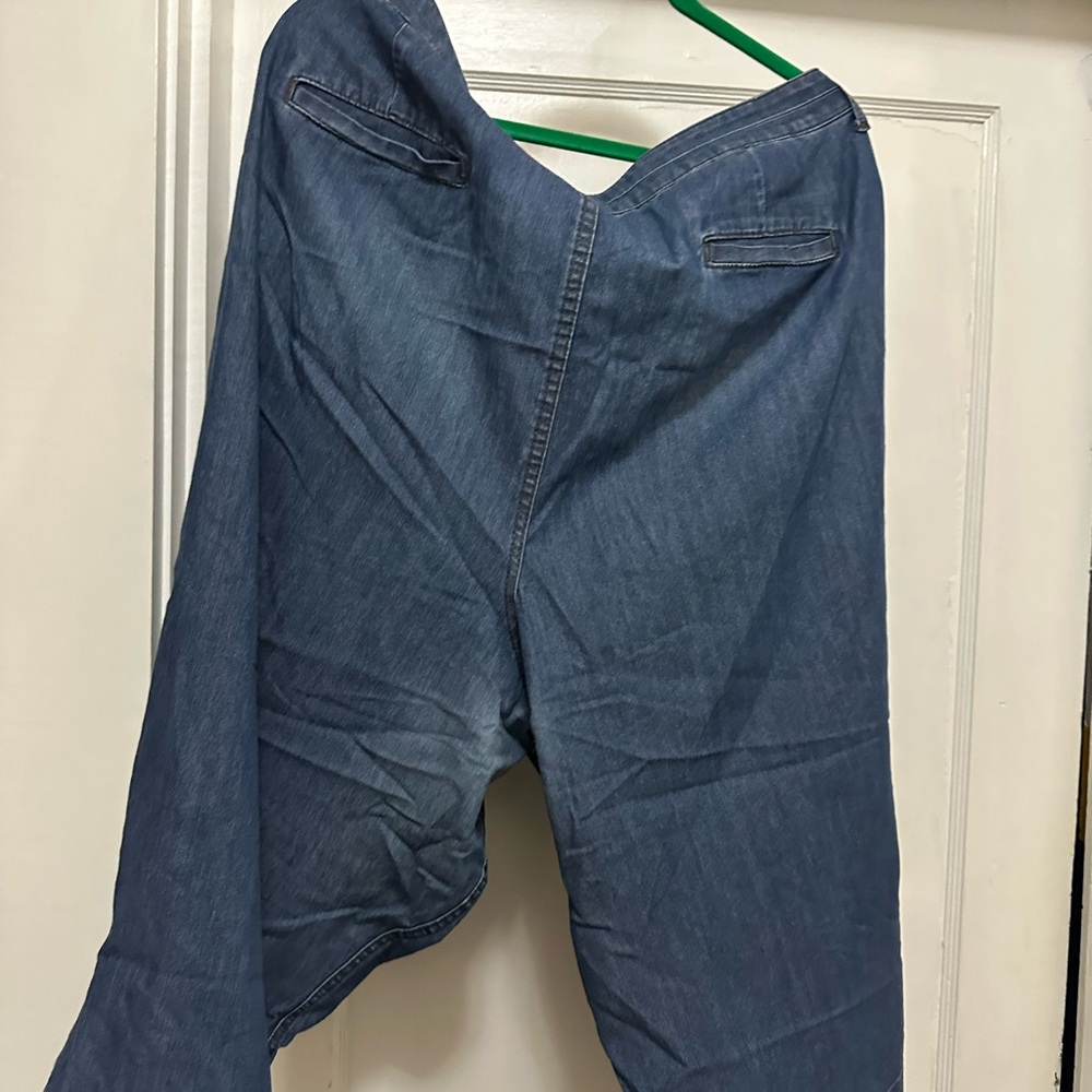 Women’s Denim Capri